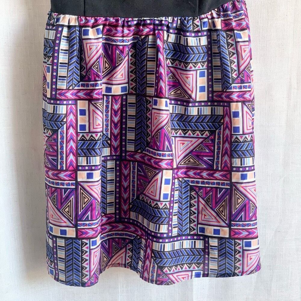 Charlotte Russe Dress Women's Medium Colorful Geometric Print Dress Front Cutout - Picture 8 of 13